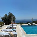 Assos Luna