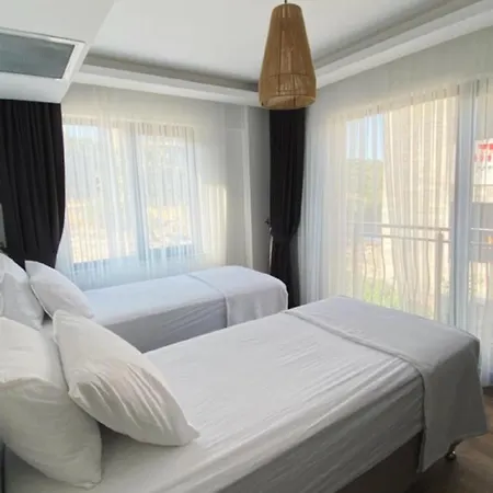Assos Luna Apartment