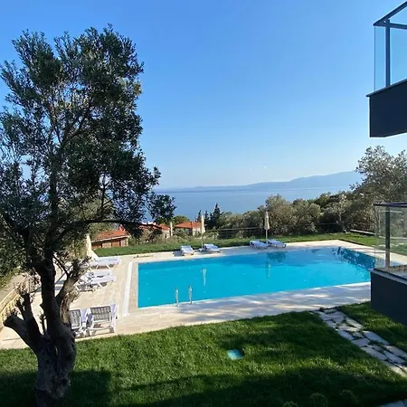 Apartment Assos Luna